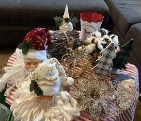 Christmas Random Items $$4Dollars For All