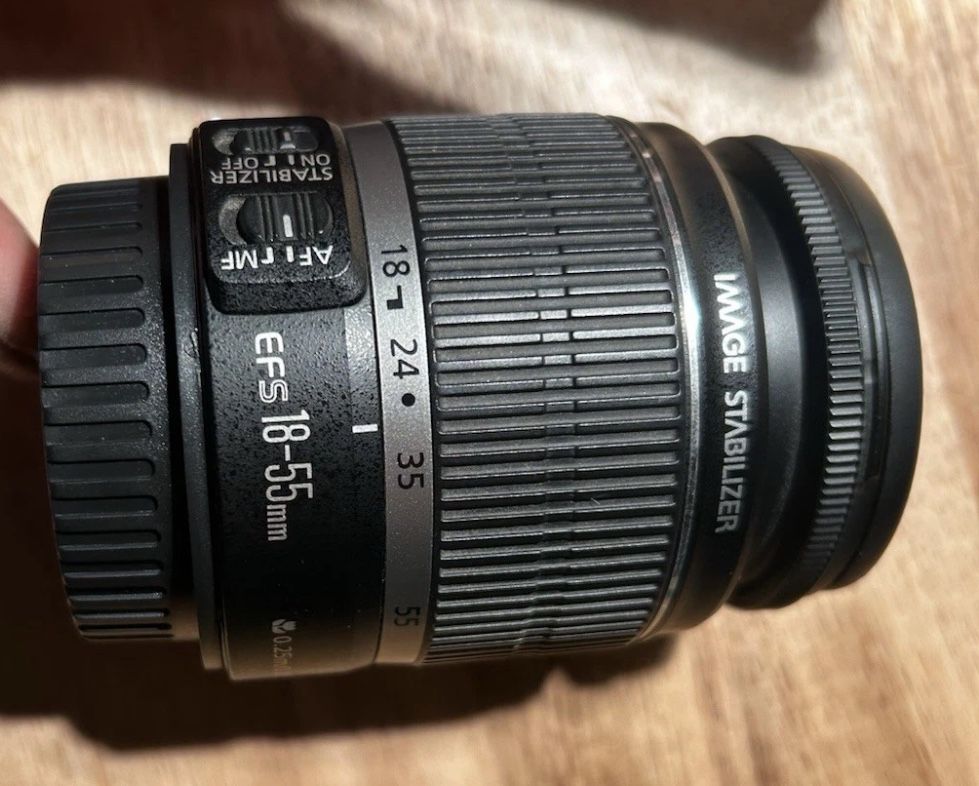 Canon EF-S 18-55mm f/3.5-5.6 IS Zoom Lens for Canon SLR Cameras