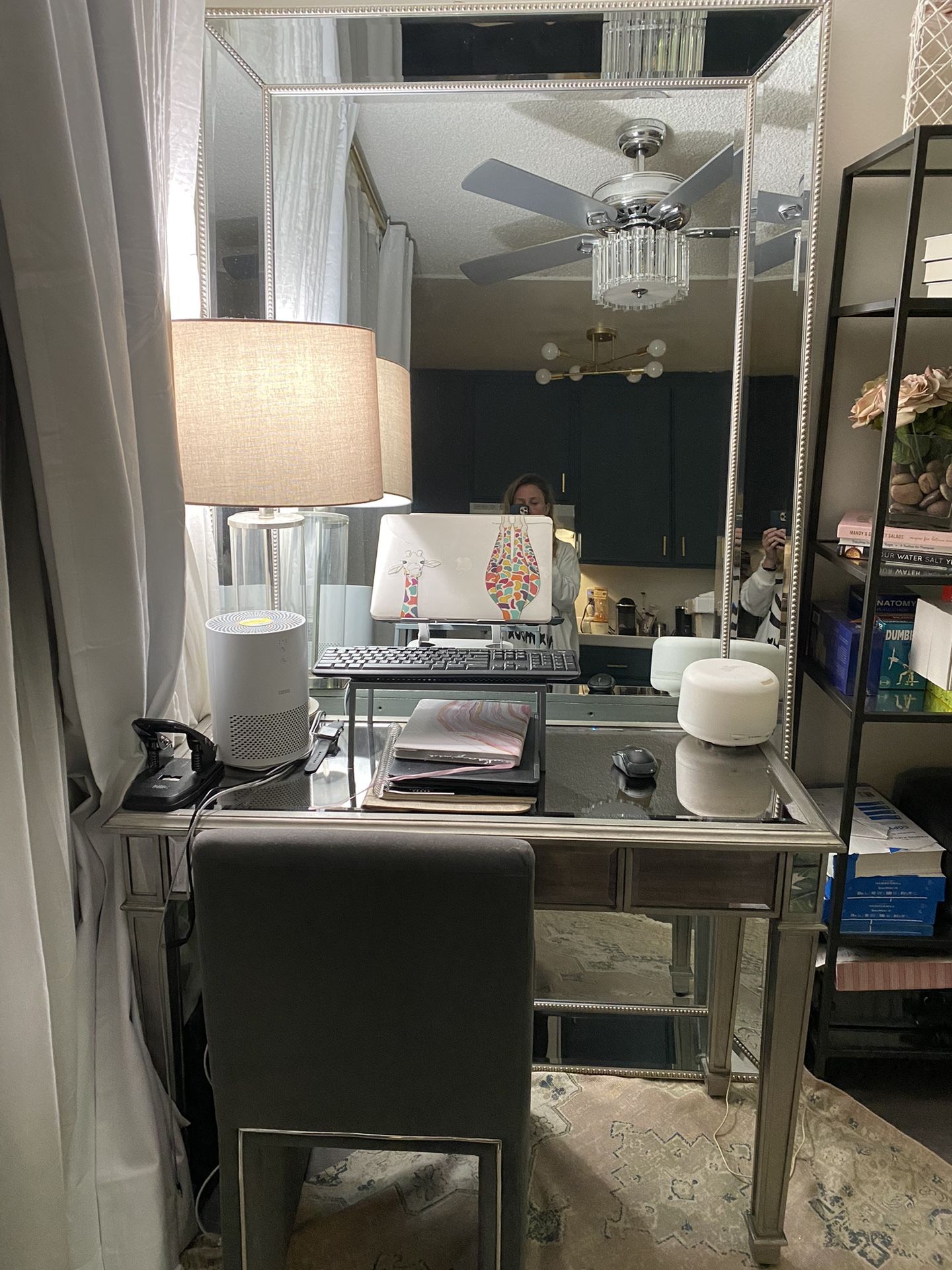 Pier 1 Hayworth Desk