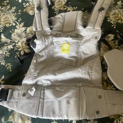 Lillebaby Carrier