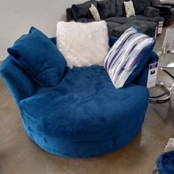 Groovy Navy Chair Available @ American Freight In Bryan TX!!