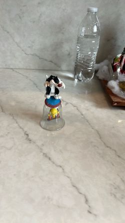 Vintage 1997 Warner Brothers Silverstone, and Tweety Bell Christmas
