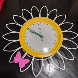 Hippie Cool MCM Vintage Wall Clock