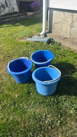 Buckets 🪣 for toy organizer