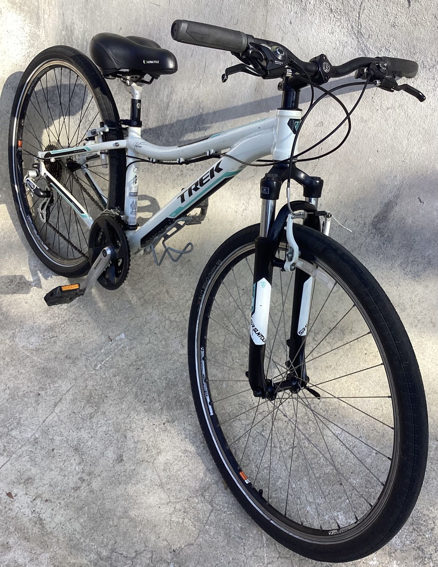 TREK NEKO MOUNTAIN BIKE 21 SPEED