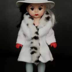 Cruella De Vil Collection Doll