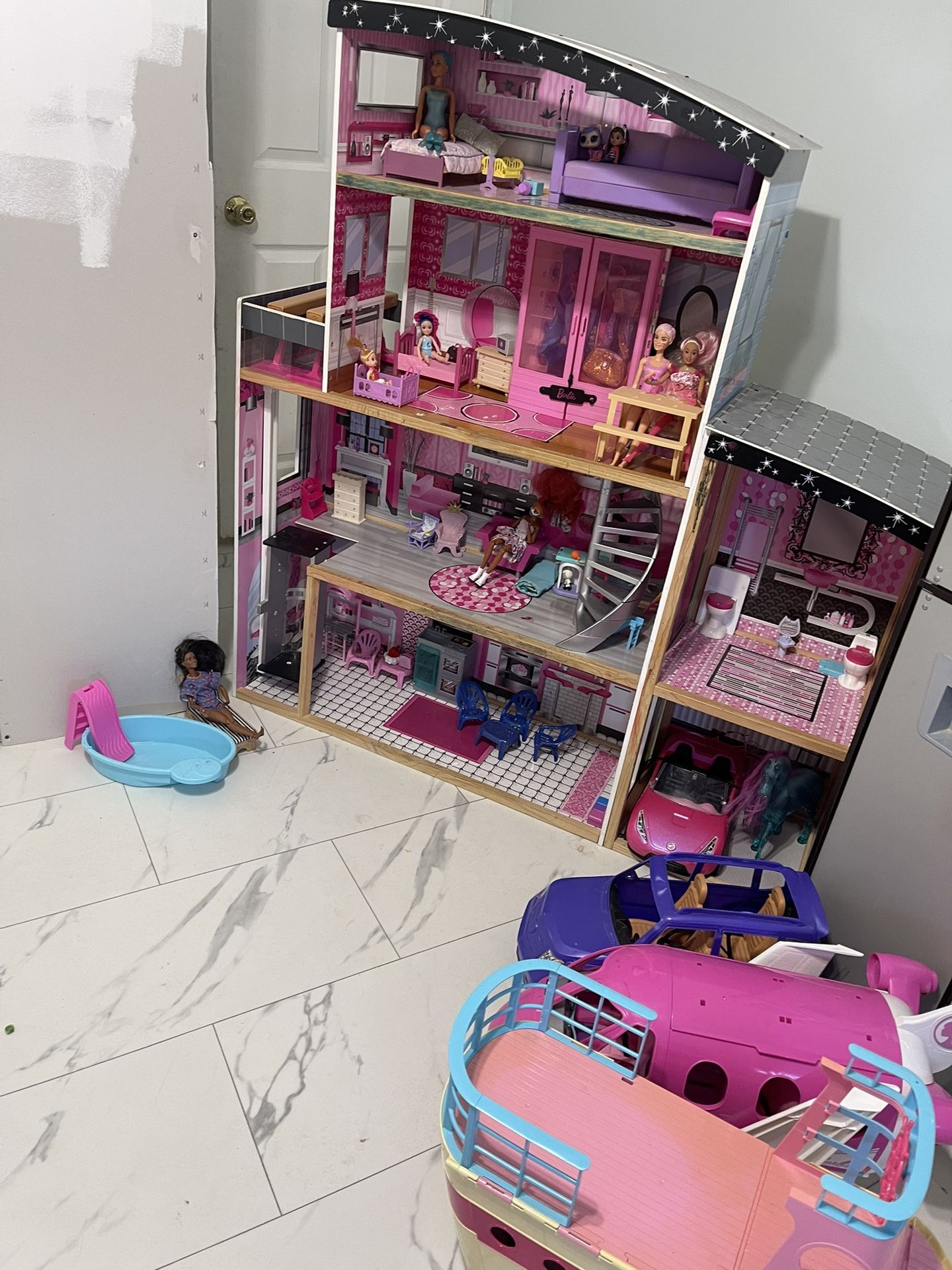 Kid Doll House 