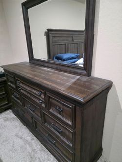 Worcester Dresser + Mirror