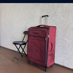 One Large Expandable Samsonite Checked Red Spinner Suitcase Luggage Baggage 28