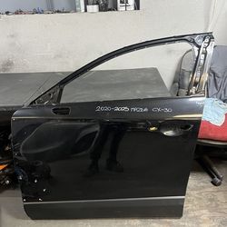 2020-2021-2022-2023-2024-2025 MAZDA CX-30 LEFT FRONT DOOR OEM USED #9300