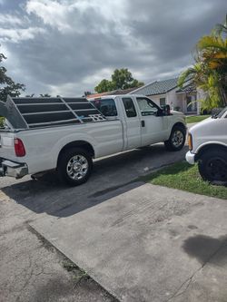 F250 Super Duty 2016 , 6.2 Gas Ingine 150k Miles 