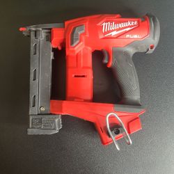 Milwaukee M18 FUEL™ 18 Gauge Stapler (2746-20) TOOL ONLY 