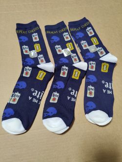 SOCKS 🧦 3 PAIRS X $5.00 3 PARES DE CALCETINES / NELLIS BLVD & CHEYENNE AVE 