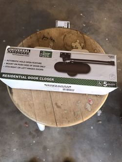 Universal Hardware Heavy-duty Brown Residential Door Closer