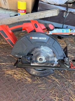 Saw needs a battery