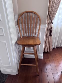 Wooden Windsor Bar Stools - Swivel - 30 in (3 Available)