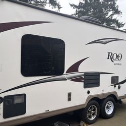 2017 Forest River Rockwood Roo 19’