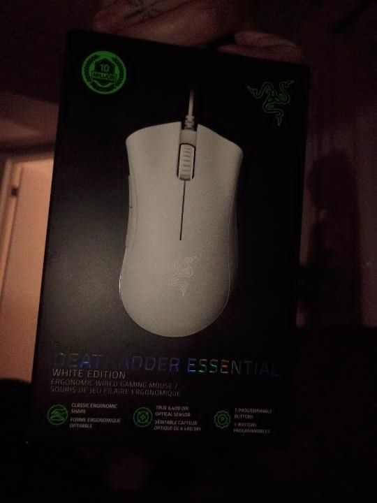 razer deathadder essential