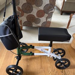 Knee scooter knee walker