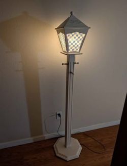 Gaga Children's Standing Lamp Solid Wood