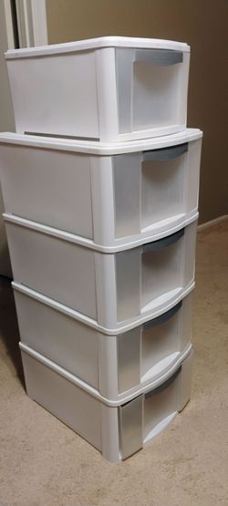 Sterilite - ClearView Large Storage Bins