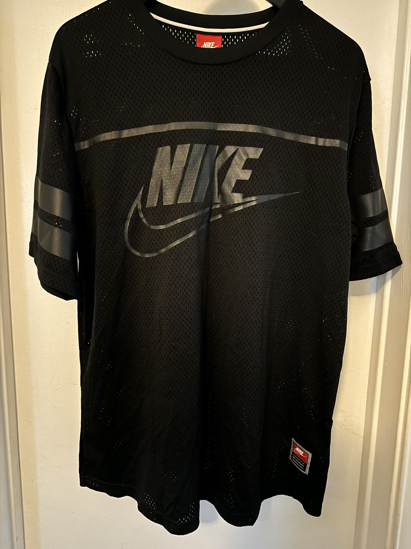 Nike Mesh Jersey - Size Large
