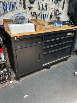 Husky Workbench