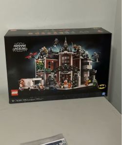 BRAND NEW SEALED Arkham Asylum LEGO Set