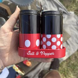 Mickey and Minnie Mouse salt and pepper shakers