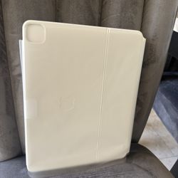 Magic Keyboard 12.9 White - Brand New