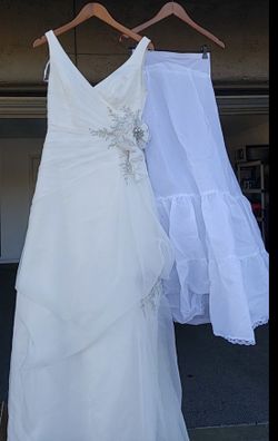 Wedding dress