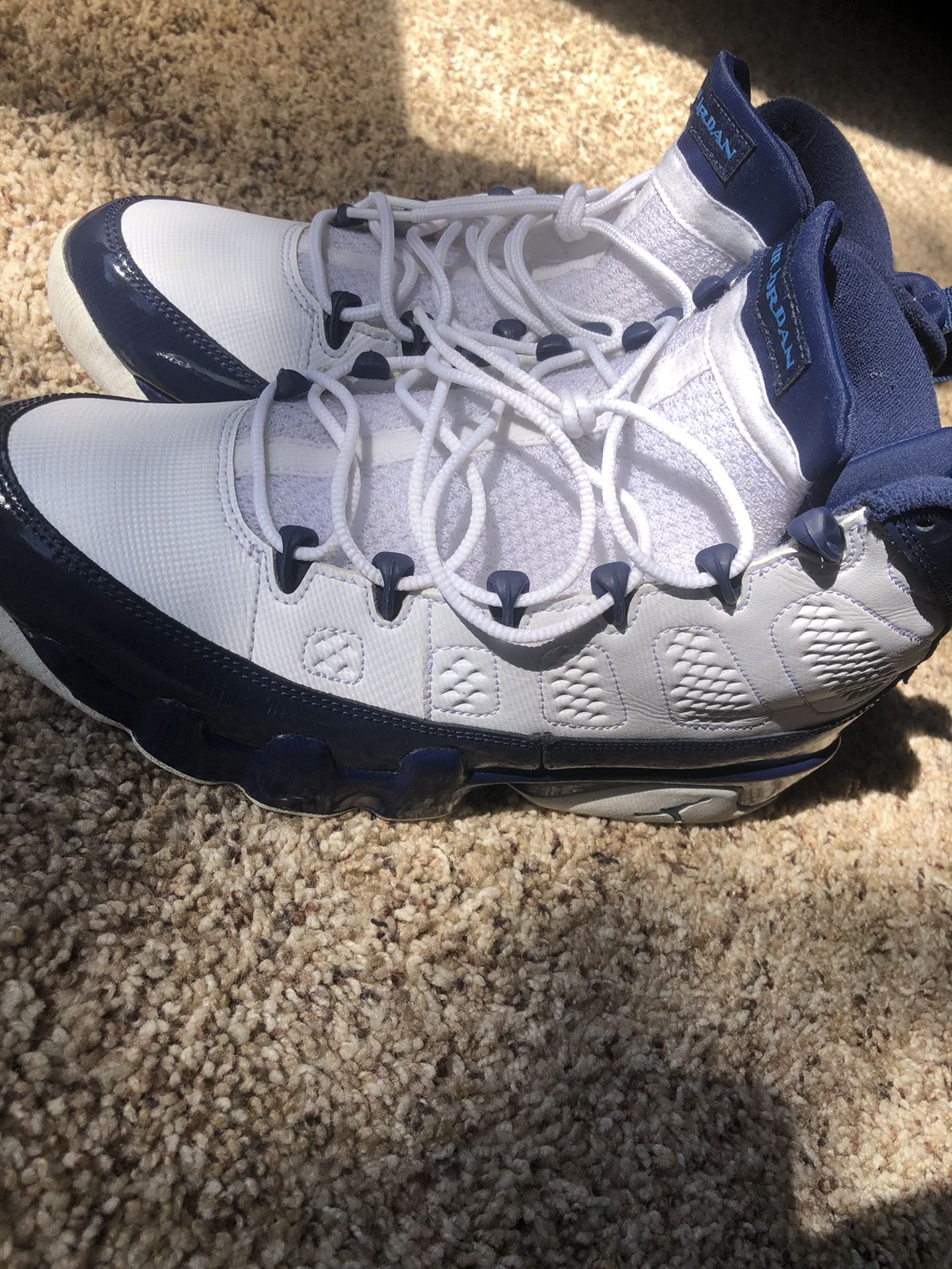 Jordan 9 Size 10 Comes Wit Box Send Offers