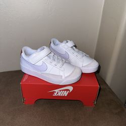 Girls Nike Size 11