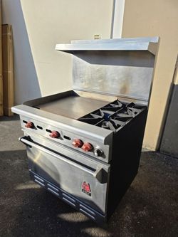 Wolf Range CHSSR-2-29-F 22.5"w Griddle + 2 Open Top Burner Standard Oven Nat Gas