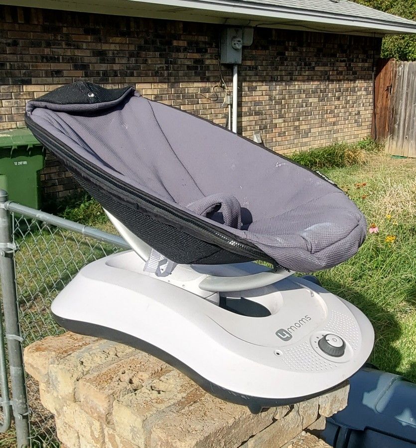 Mamaroo Baby Swing