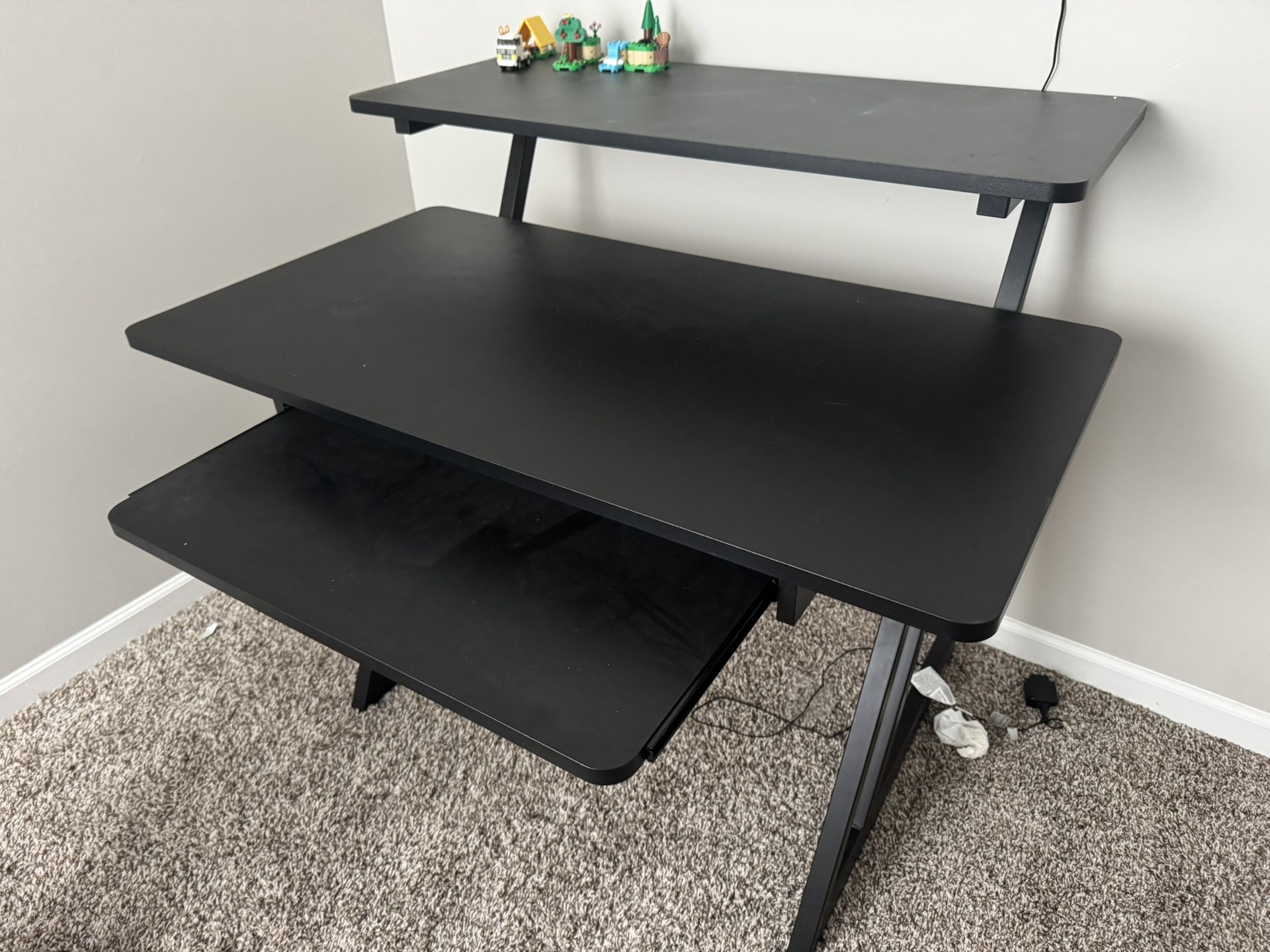 On-Stage Workstation/Producer Desk