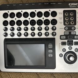 QSC TM-16 Digital Audio Mixer 