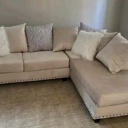 Sectional Couch Set Are Available With Free Delivery 