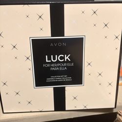 Avon Luck for Her fragrance set. 