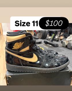 Jordan 1s black and gold size 11
