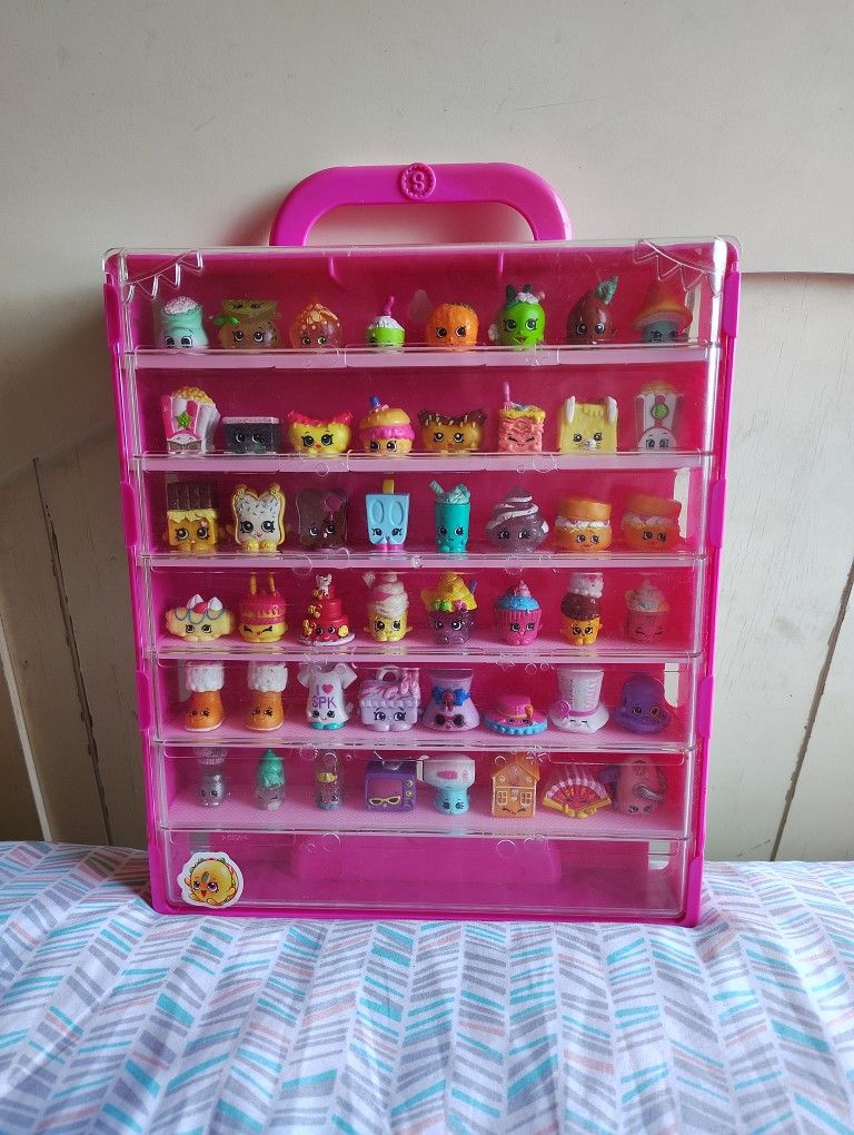 48 Shopkins with Case