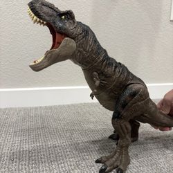 Jurassic World: Dominion Thrash 'n Devour Tyrannosaurus Rex  Sound & Motion Work Shipping available