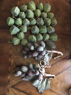 Faux fruit