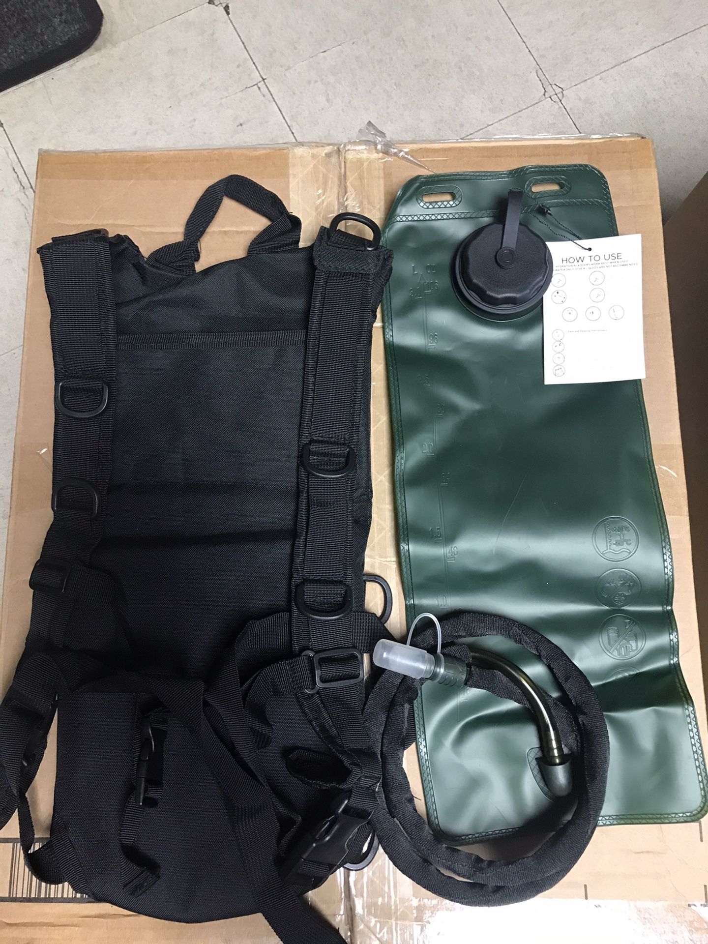 3L Hydration bladder bag backpack in Black!
