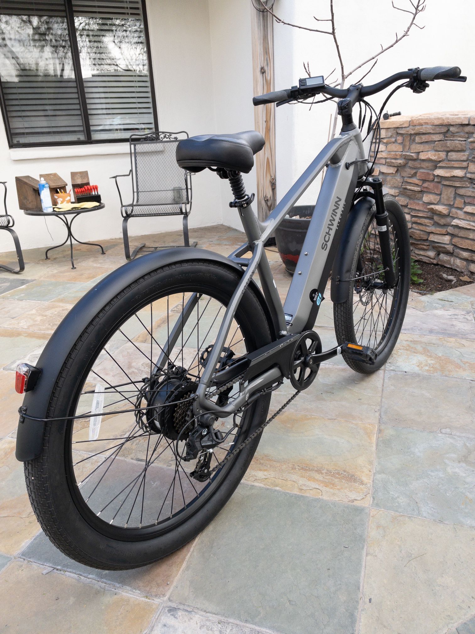Schwinn Marshall 27.5β Electric Bike