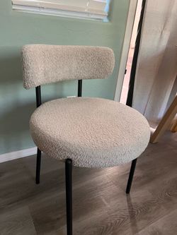 NEED GONE ASAP 4 upholstered chairs