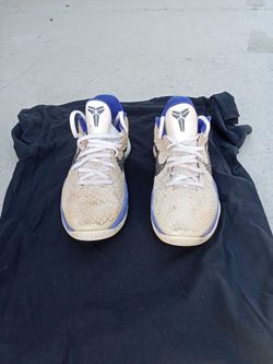 Nike Zoom Kobe Basketball Sneaker