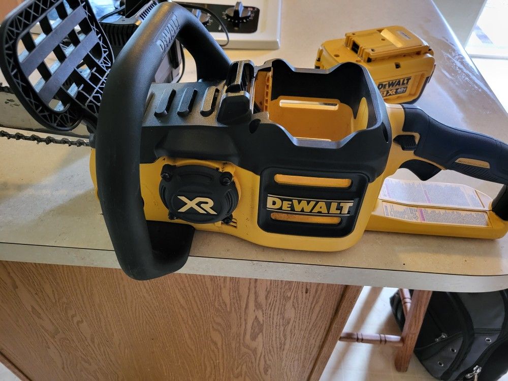 40v Dewalt Chainsaw
