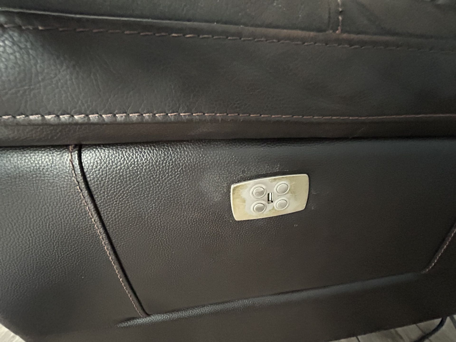 Free dual power recliner With USB Ports-works Perfectly