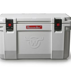 New Moosejaw 50 Quart Ice Fort Hard Cooler with Microban, Snow